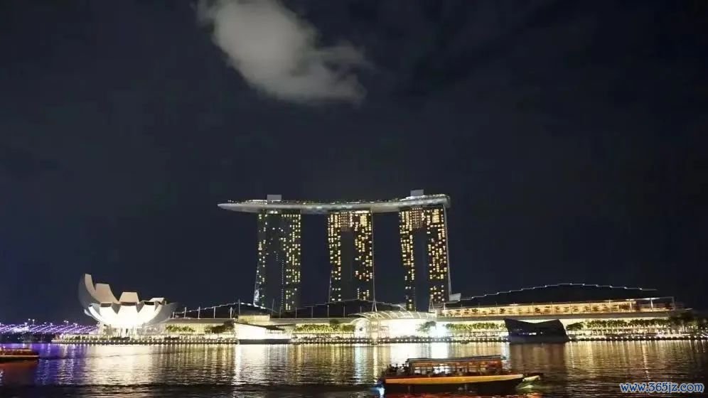 数字货币与黄金货币_法制数字货币_数字货币的去中心化特性与法治挑战